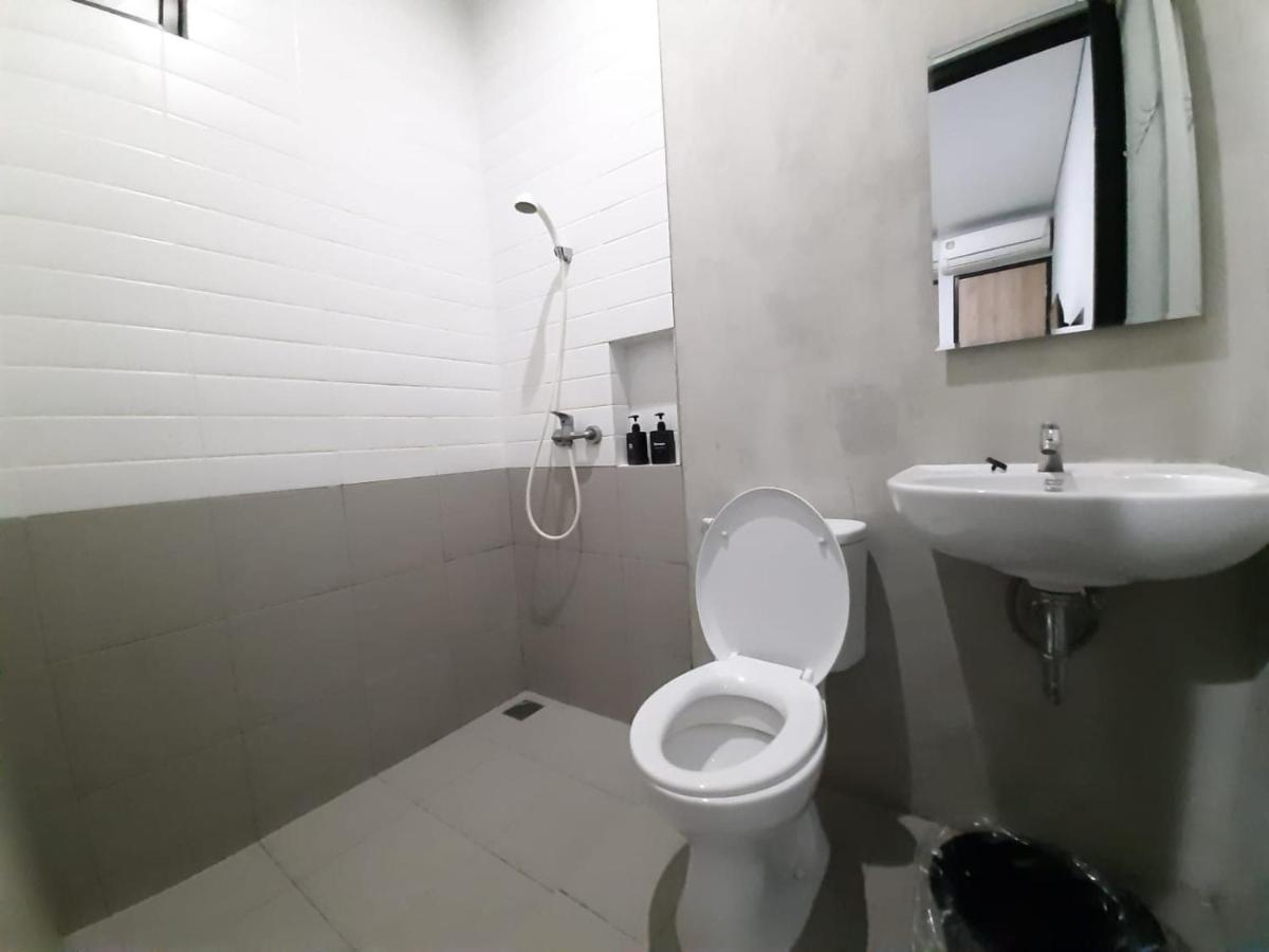מלון ג'קרטה Oyo Life 92770 Cozy Puri 22 מראה חיצוני תמונה